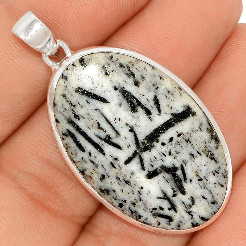 1.8" Hornblende Pendants - HRBP84