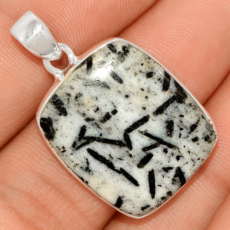 1.5" Hornblende Pendants - HRBP88