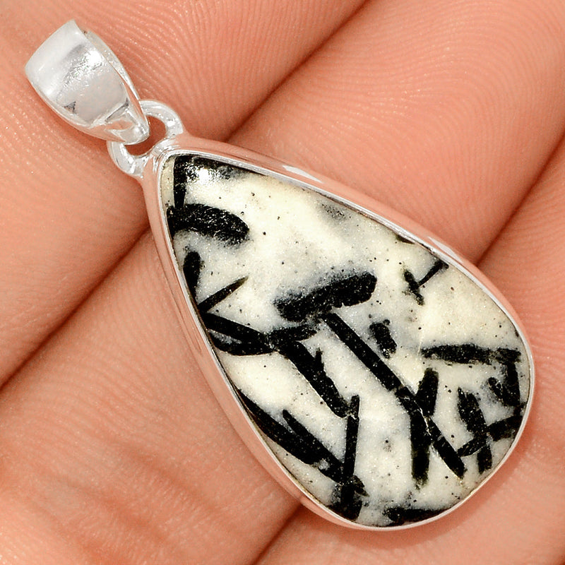 1.5" Hornblende Pendants - HRBP92