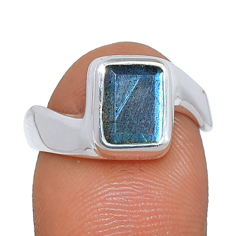 Solid - Labradorite Faceted Ring - LBFR1017