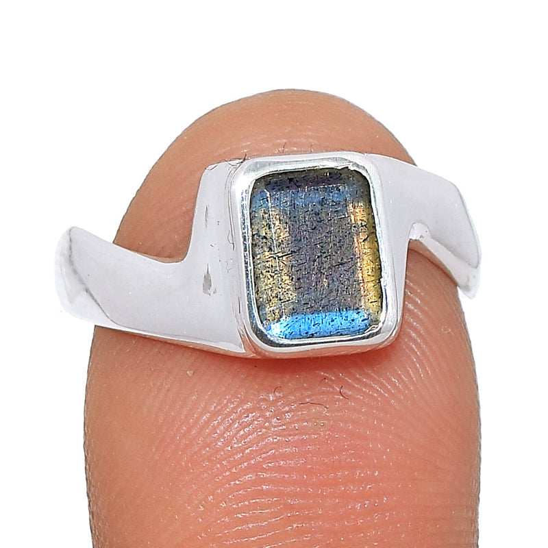 Solid - Labradorite Faceted Ring - LBFR1018