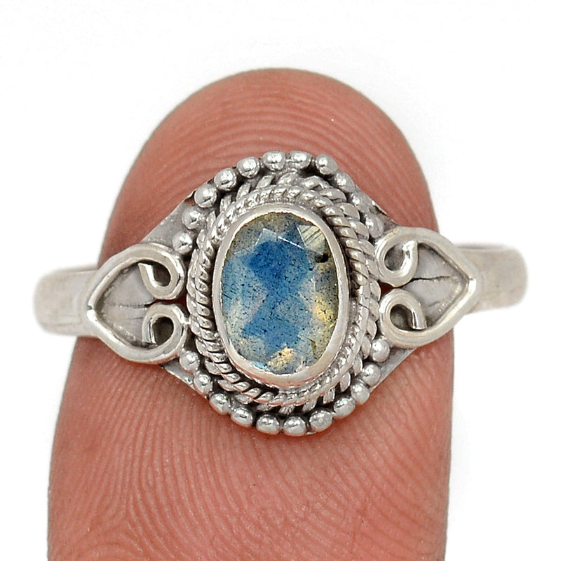 Small Filigree - Labradorite Faceted Ring - LBFR1098