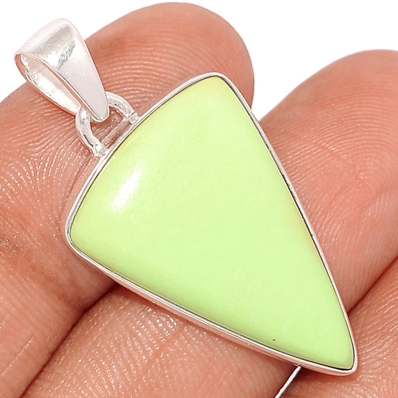 1.5" Citron Chrysoprase From Mint Chrysoprase Pendants - LMCP262