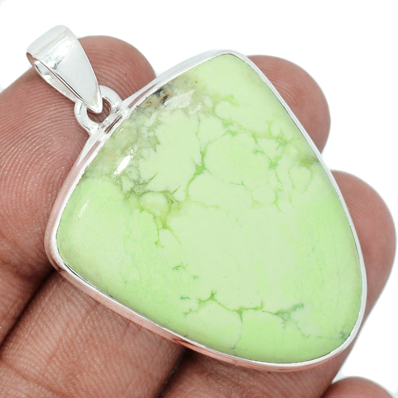 1.8" Citron Chrysoprase From Mint Chrysoprase Pendants - LMCP287