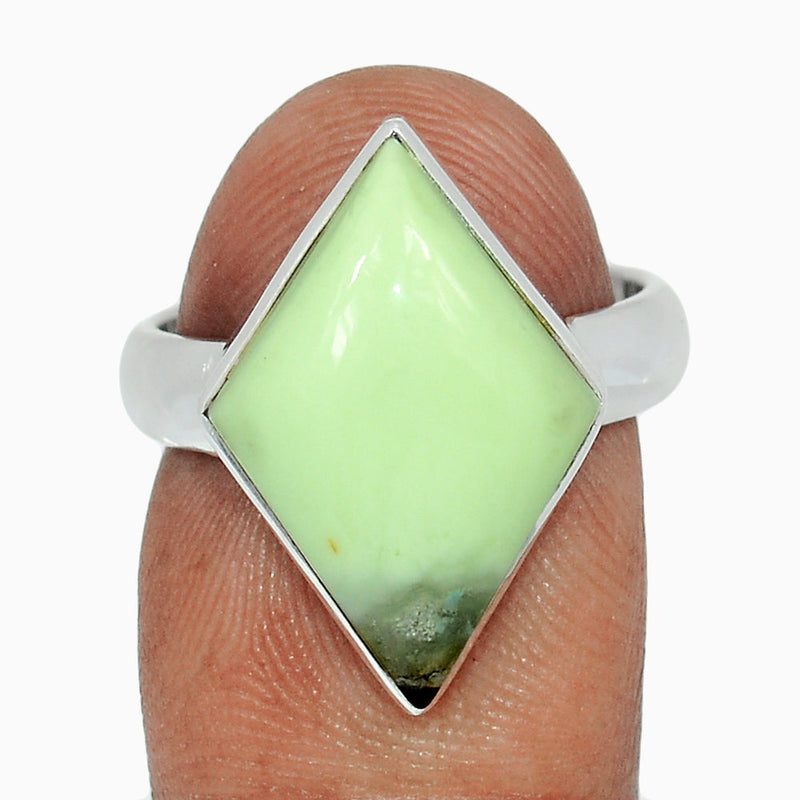 Citron Chrysoprase From Mint Chrysoprase Ring - LMCR469