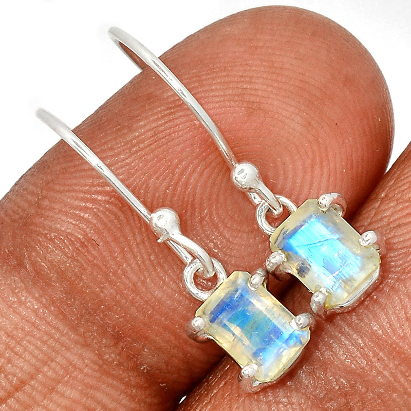 1" Claw - Moonstone Faceted Earrings - MNFE451