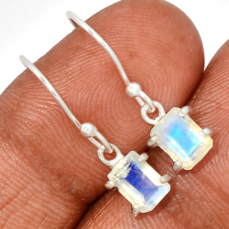 1" Claw - Moonstone Faceted Earrings - MNFE455