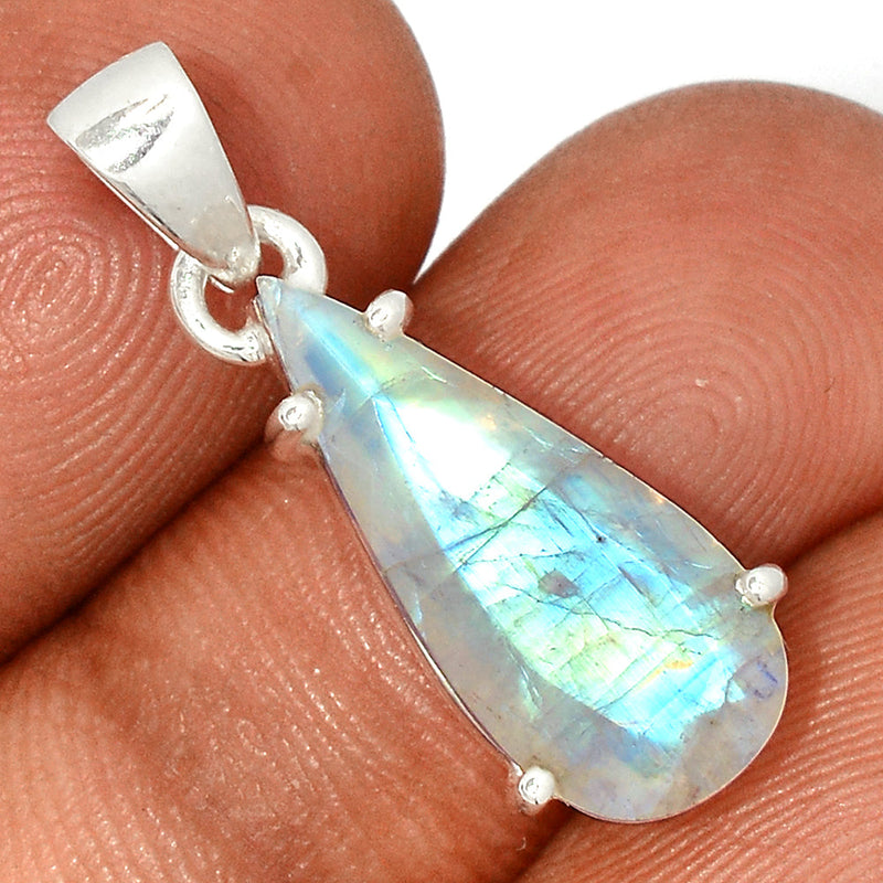 1.1" Claw - Moonstone Faceted Pendants - MNFP1705