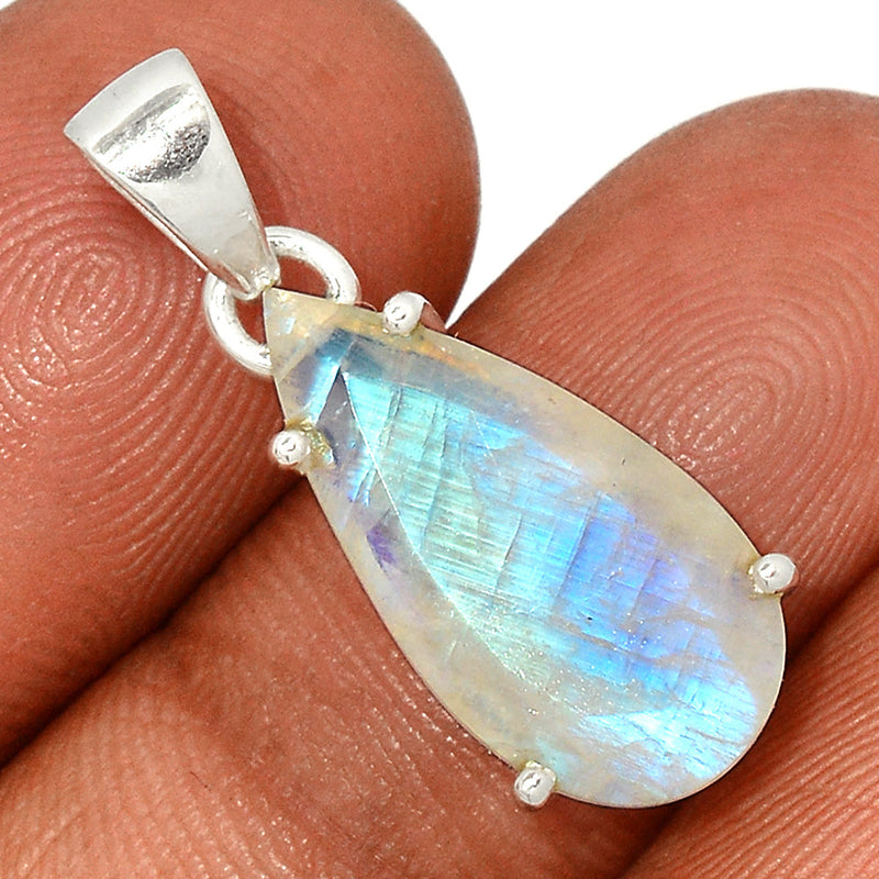 1.1" Claw - Moonstone Faceted Pendants - MNFP1712