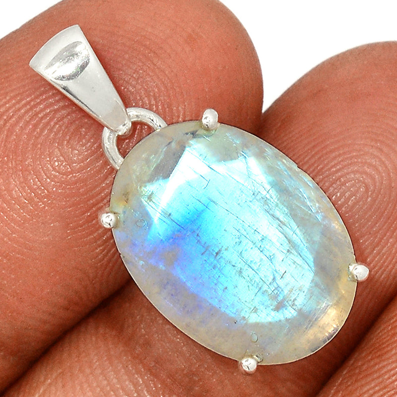 1" Claw - Moonstone Faceted Pendants - MNFP1714