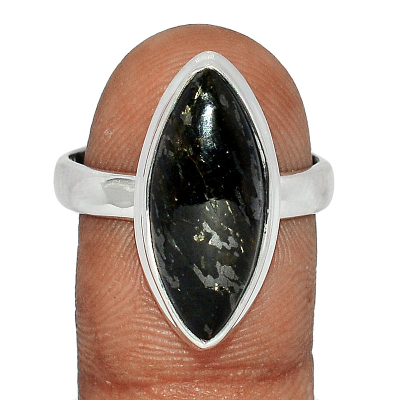 Nuummite Ring - NUMR235