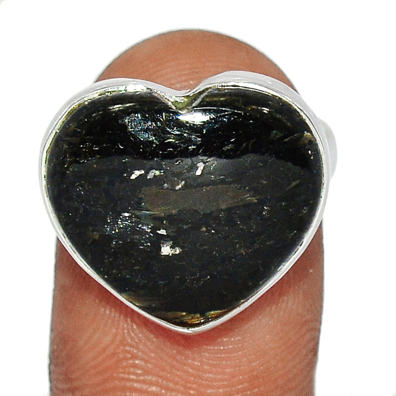 Heart - Nuummite Ring - NUMR251