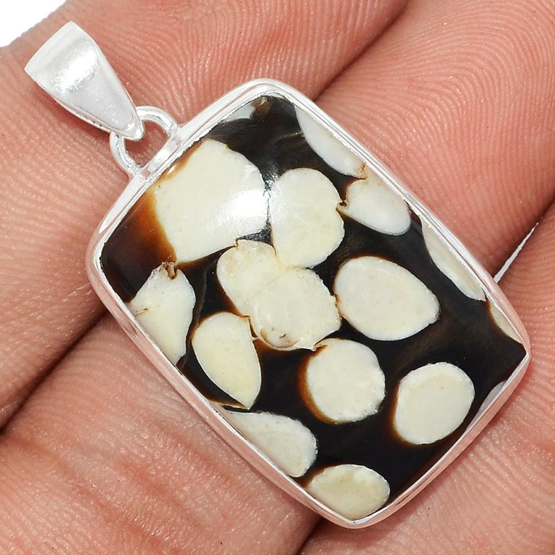 1.5" Peanut Wood Pendants - PTWP228