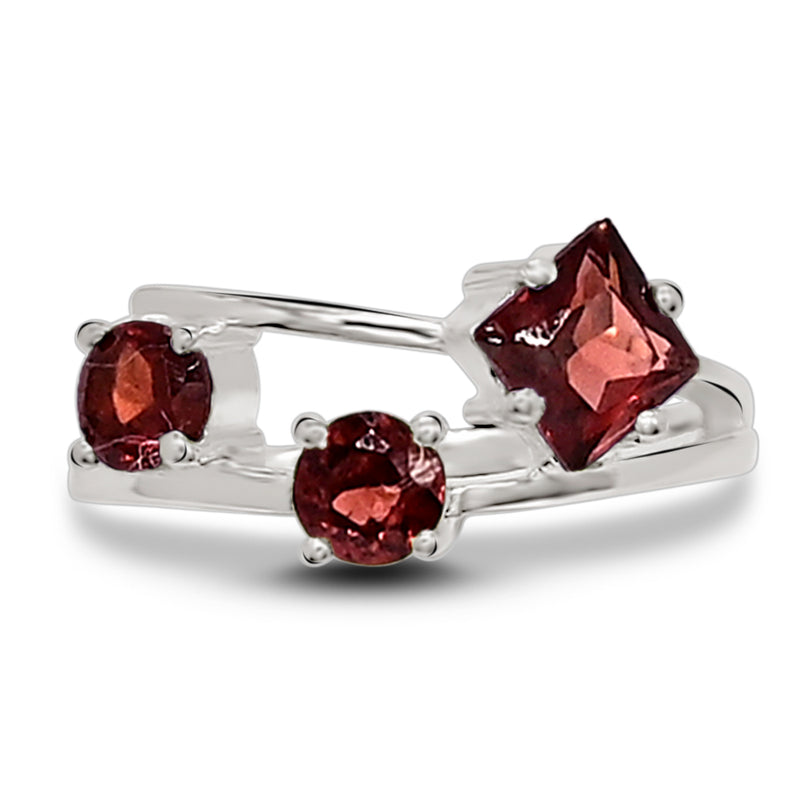 5*5 MM Square - Garnet Silver Ring - R5051G