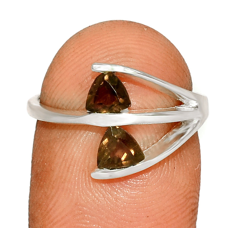4*4 MM Trillion - Smokey Quartz Silver Ring - R5069SQ