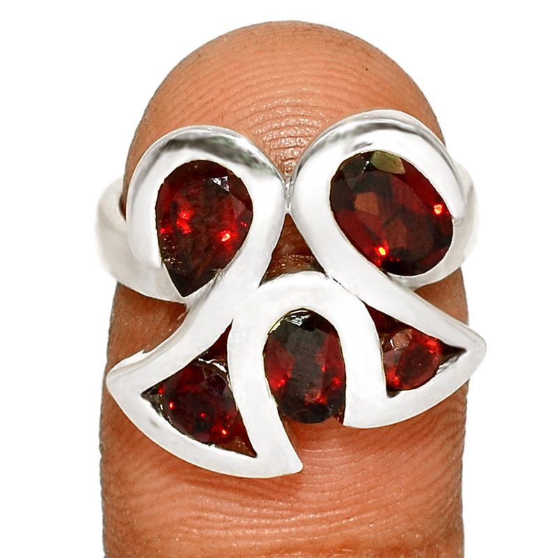 7*5 MM Pear - Garnet Faceted Silver Ring - R5072G