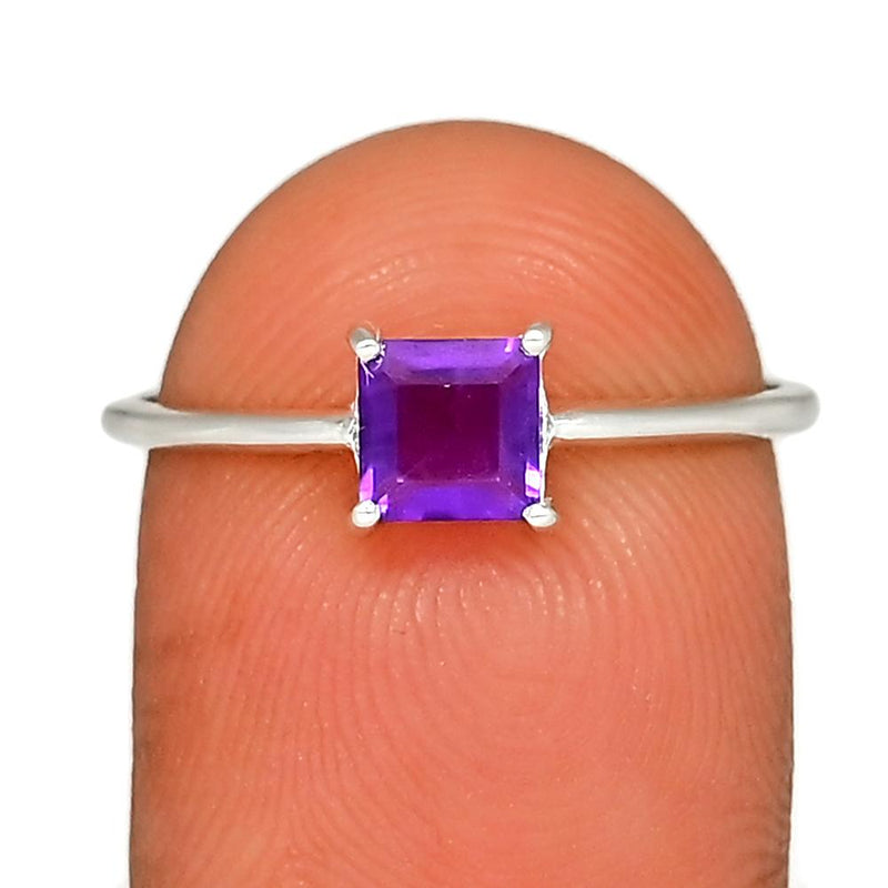 5*5 MM Square - Amethyst Faceted Ring - RBC302-A Catalogue