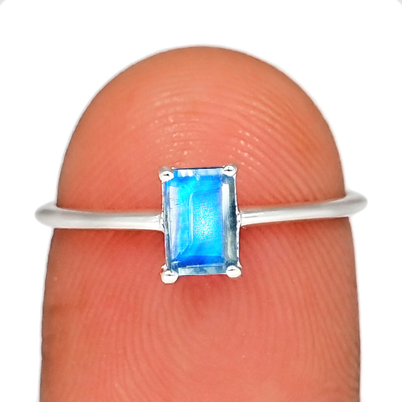 6*4 MM Octo - Rainbow Moonstone Faceted Ring - RBC311-RMF Catalogue
