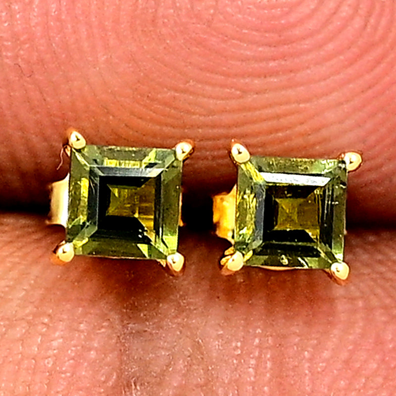 4*4 MM Square - 18k Gold Vermeil - Moldavite Faceted Stud - SBC109G-MDF Catalogue