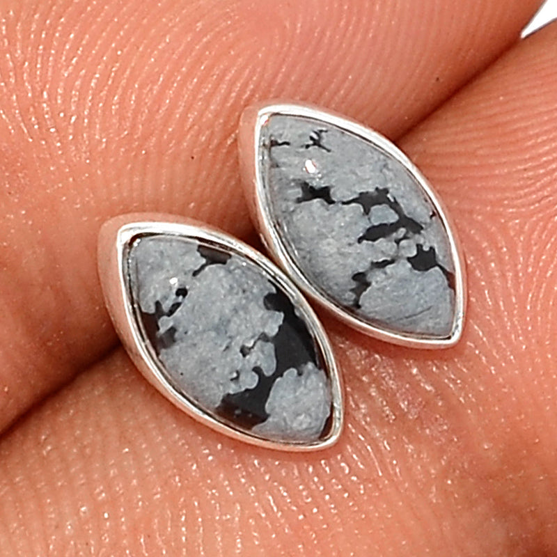 Snowflakes Studs - SNFS118