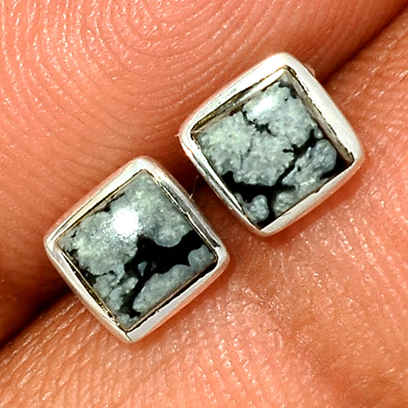 Snowflakes Studs - SNFS47
