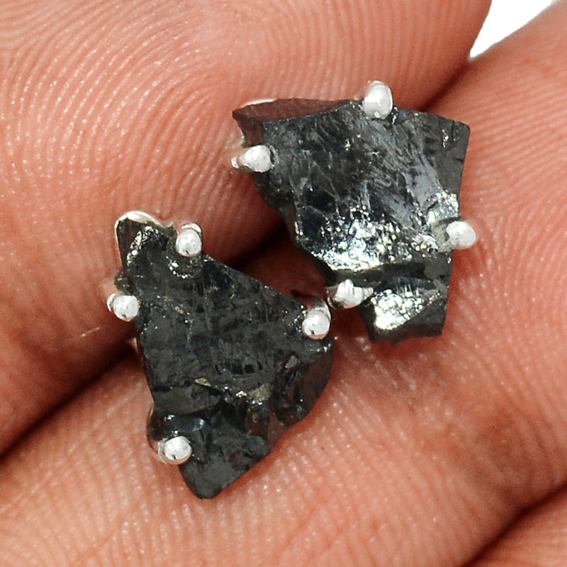 Claw - Shungite Studs - SNGS188