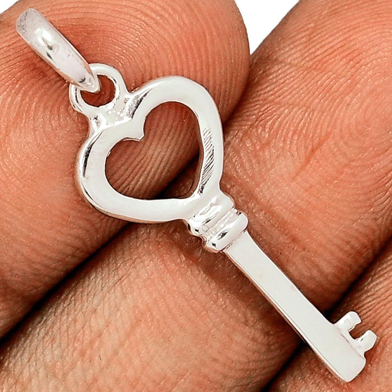 1.3" Heart Key Silver Jewelry Pendants - SPJ2221