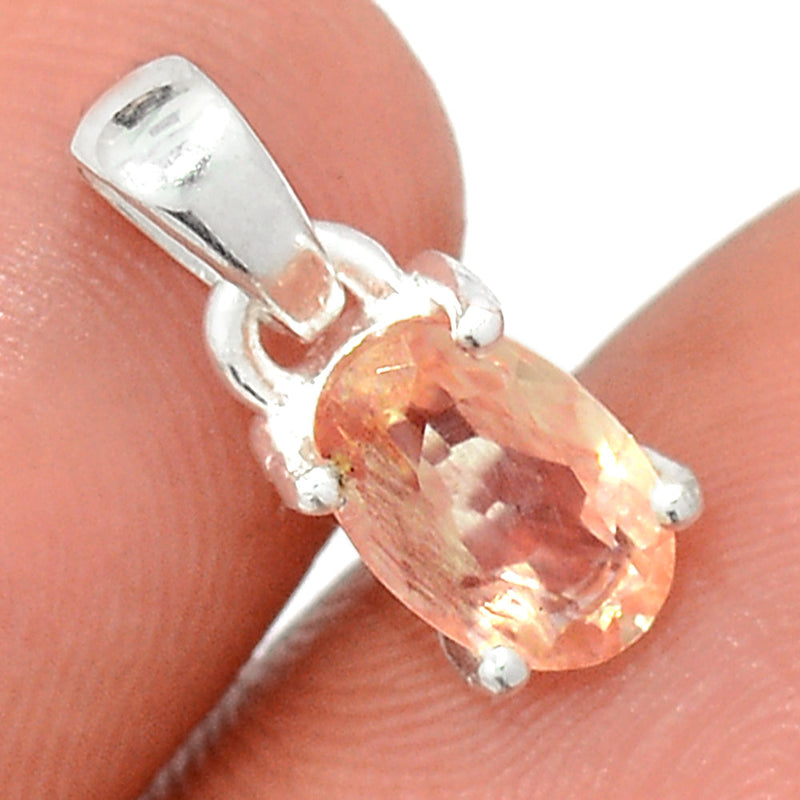 0.6" Claw - Sunstone Faceted Pendants - SSFP39