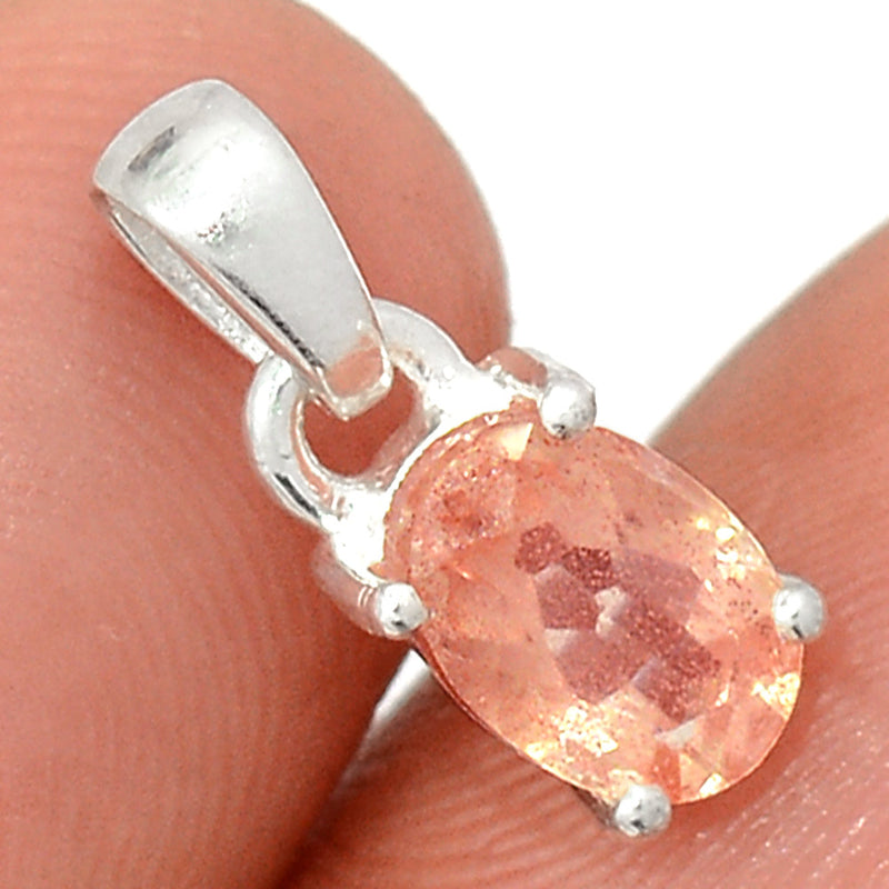 0.6" Claw - Sunstone Faceted Pendants - SSFP42
