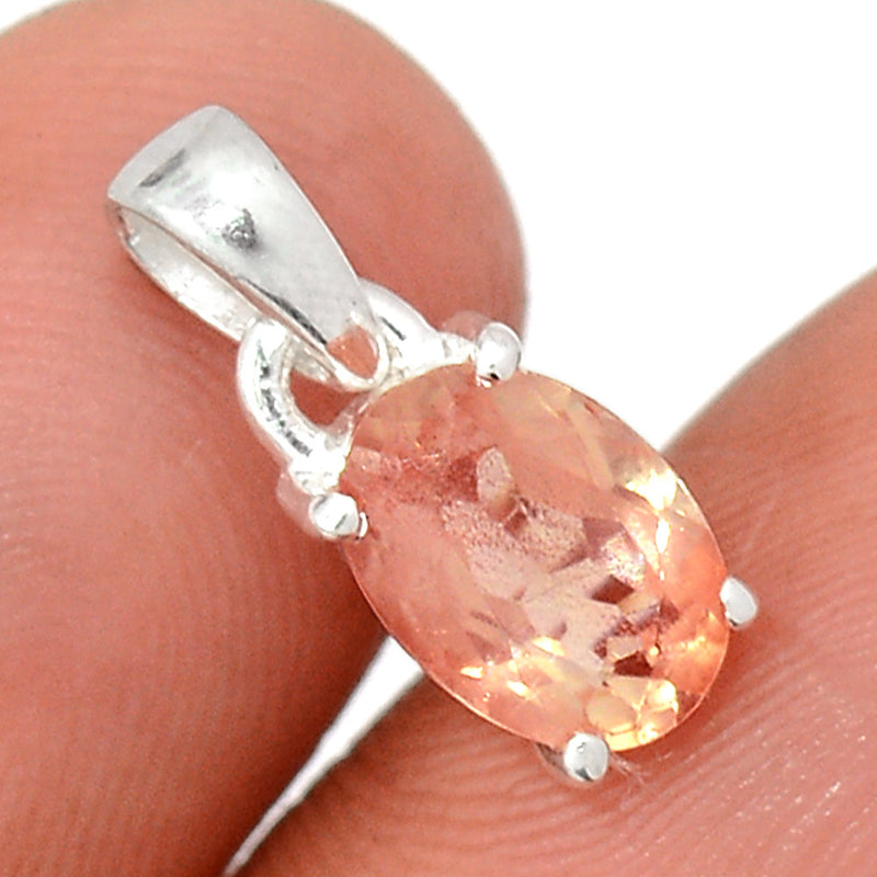 0.6" Claw - Sunstone Faceted Pendants - SSFP44