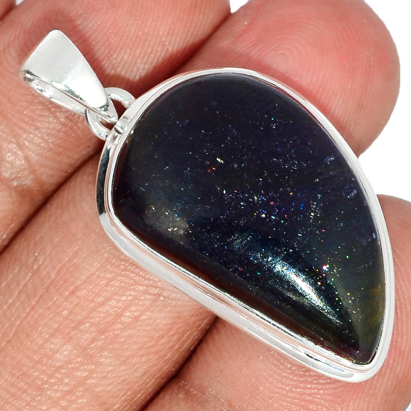 1.6" Sunstone In Iolite Pendants - SSIP597