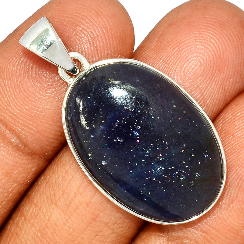 1.6" Sunstone In Iolite Pendants - SSIP617