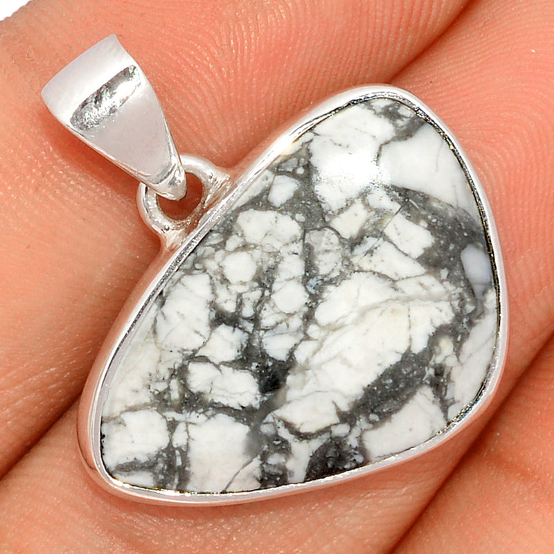 1.2" White Howlite Pendants - WHOP631