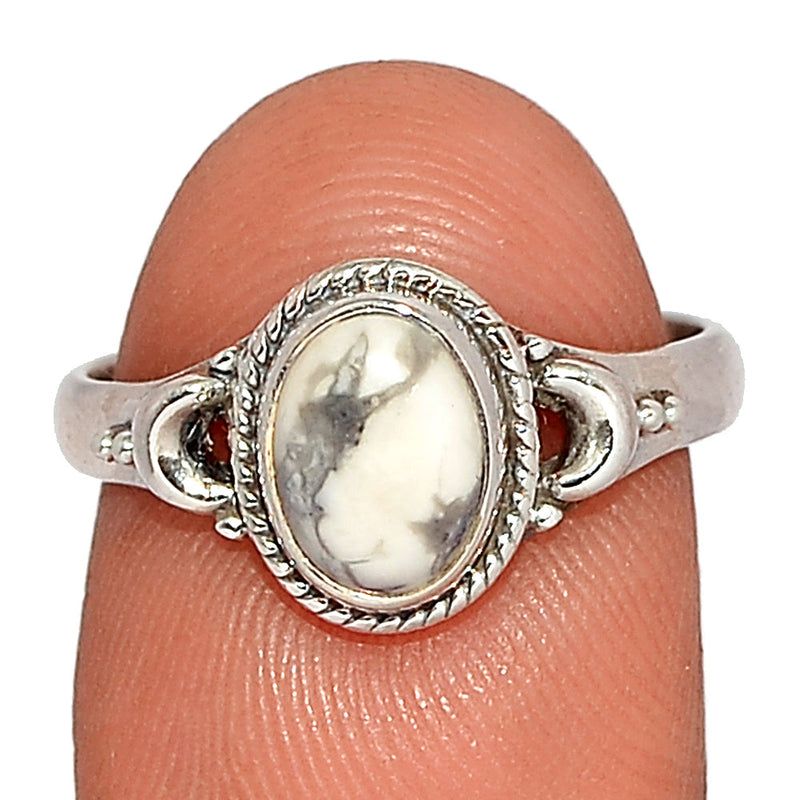 Small Filigree - White Howlite Ring - WHOR672