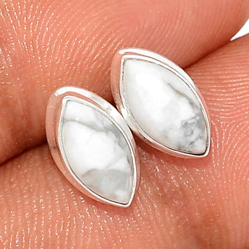 White Howlite Studs - WHOS45