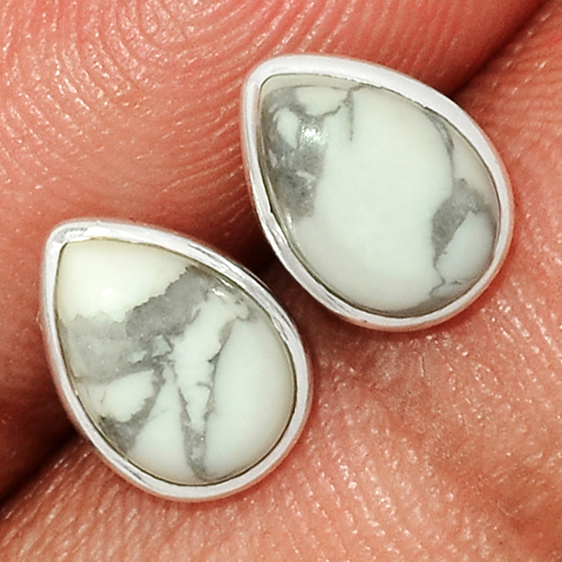 White Howlite Studs - WHOS6