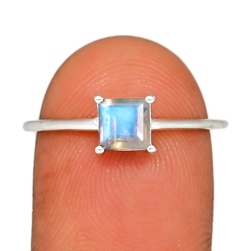 5*5 MM Square - Rainbow Moonstone Faceted Ring - RBC302-MNF Catalogue